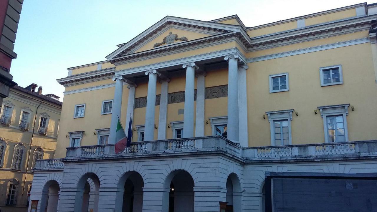 Residenza Teatro П'яченца Екстер'єр фото